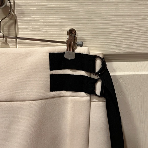 Judith and Charles cream wrap skirt - Picture 3 of 6